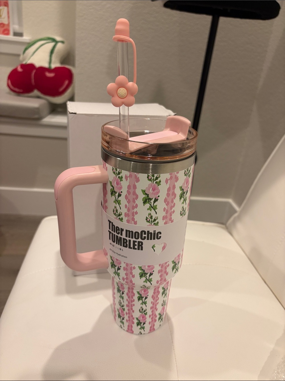 NWT ThermoChic Floral Pink Insulated Tumbler with Handle